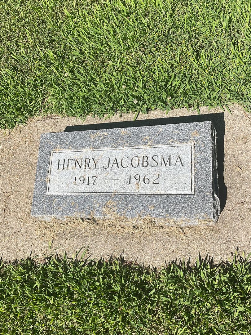 Henry Jacobsma's grave. Photo 1