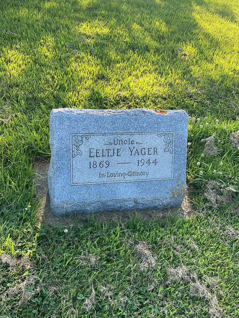 Eeltje Yager's grave. Photo 1