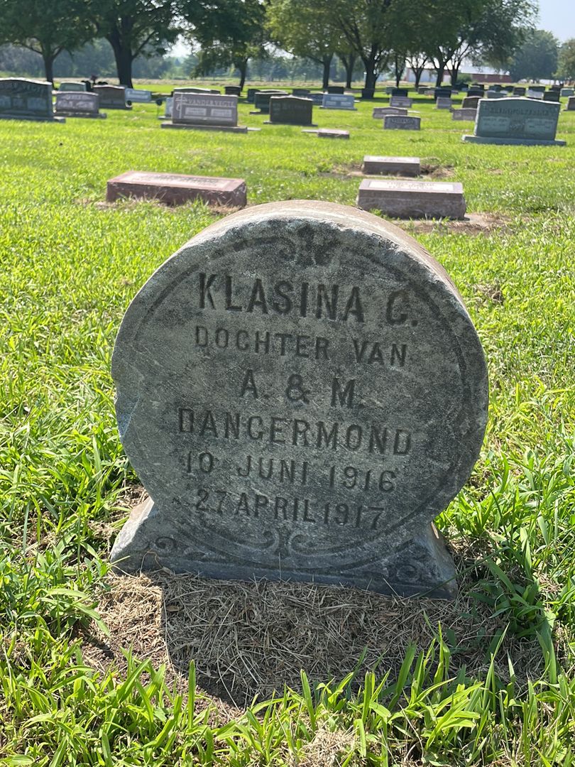 Klasina C. Dangermond's grave. Photo 1