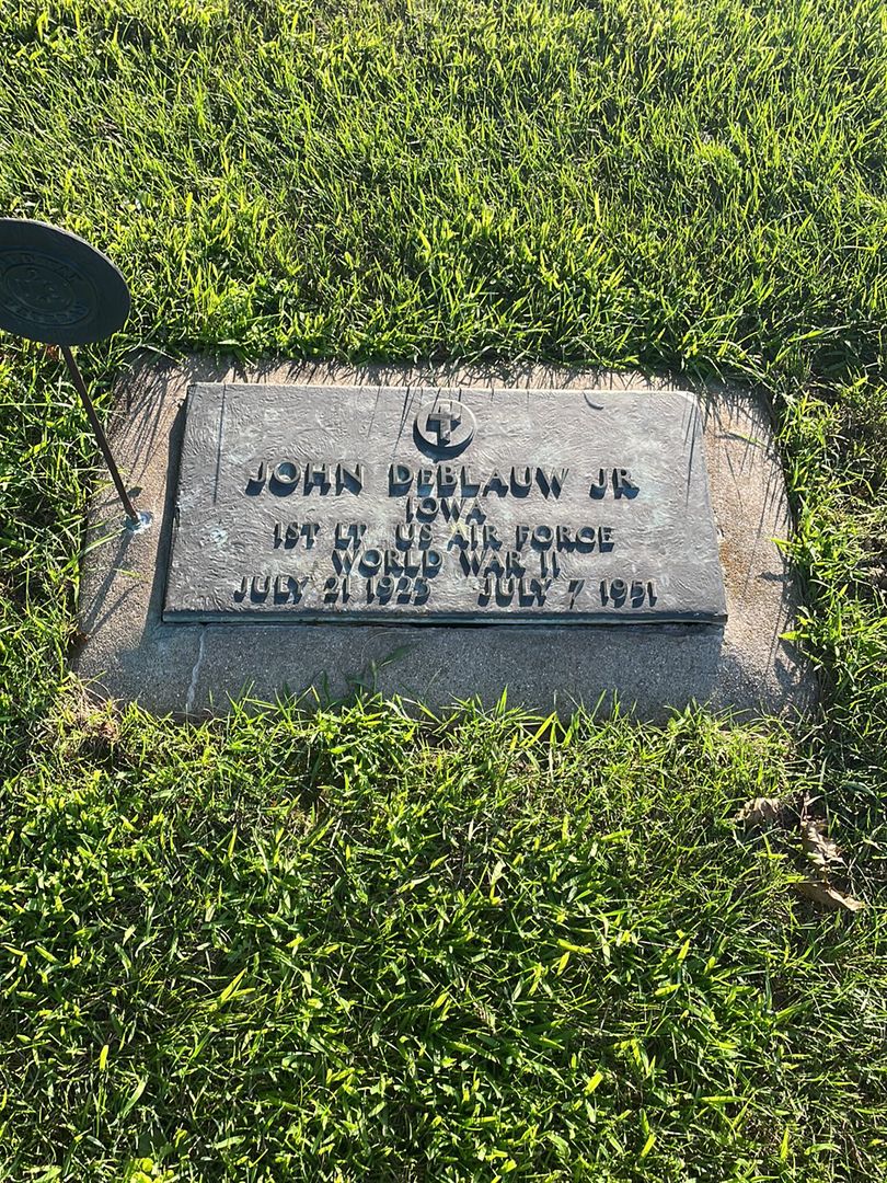 John De Blauw Junior's grave. Photo 1