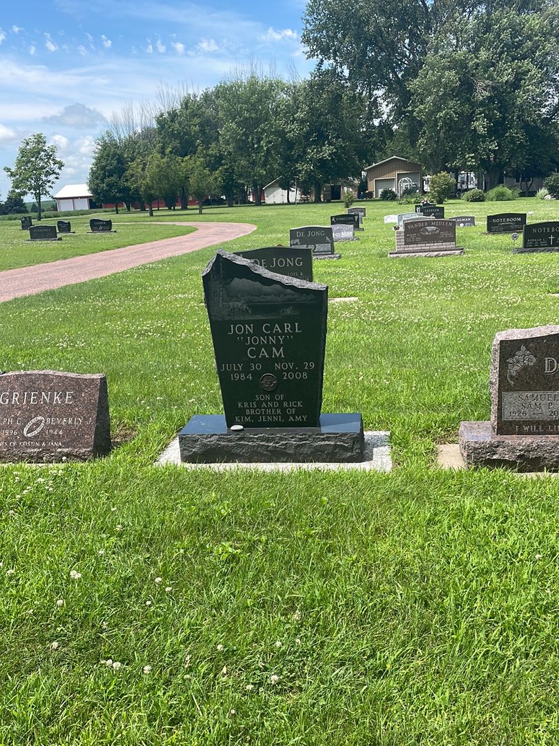 Jon Carl "Jonny" Cam's grave. Photo 1