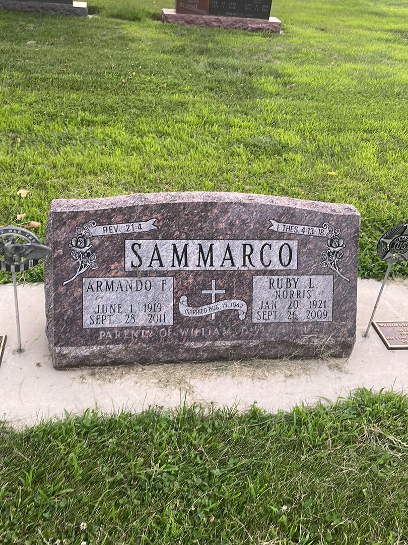 William Lewis Sammarco's grave. Photo 1