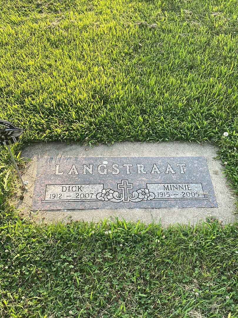 Dick Langstraat's grave. Photo 1