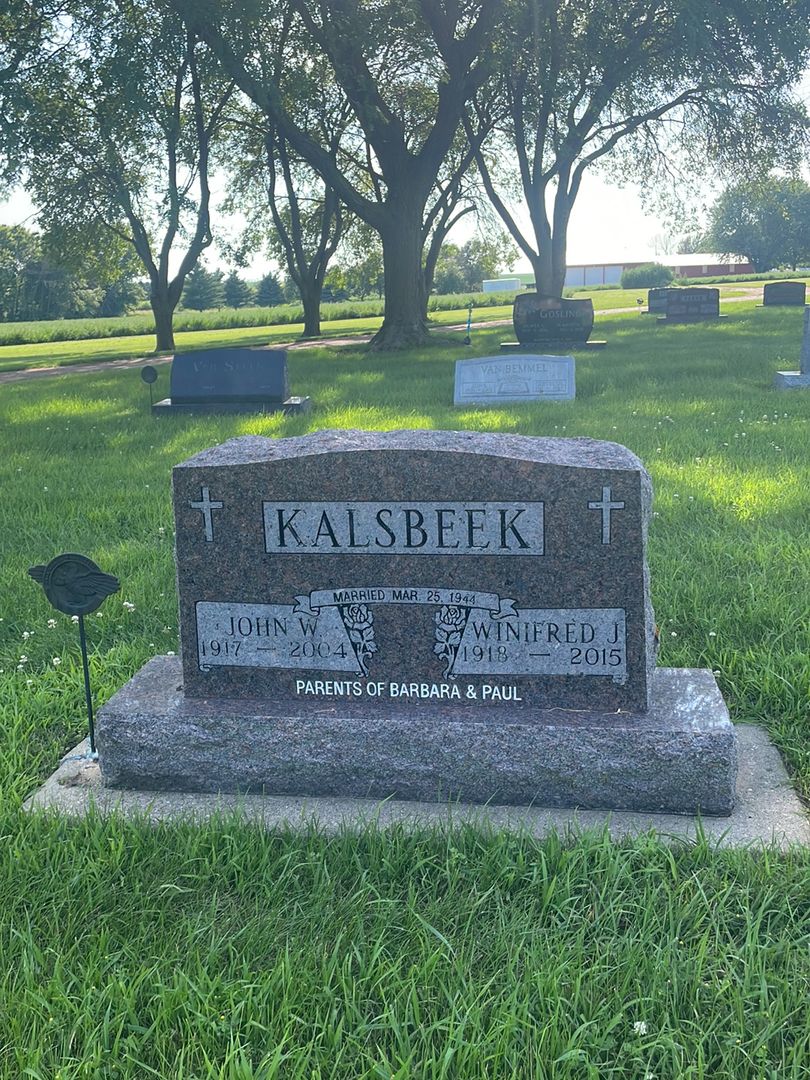 John W. Kalsbeek's grave. Photo 1