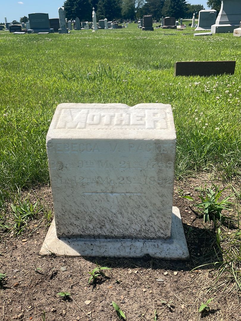 Rebecca V. Packer's grave. Photo 1