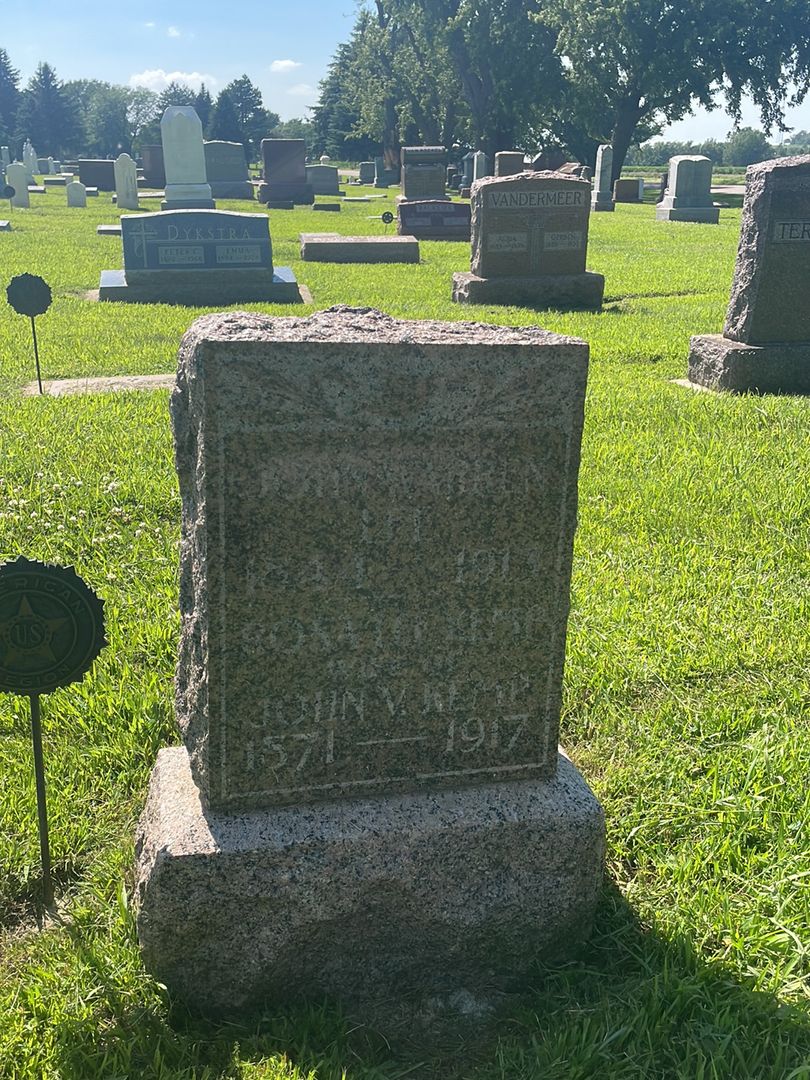 John Warren Lee's grave. Photo 1